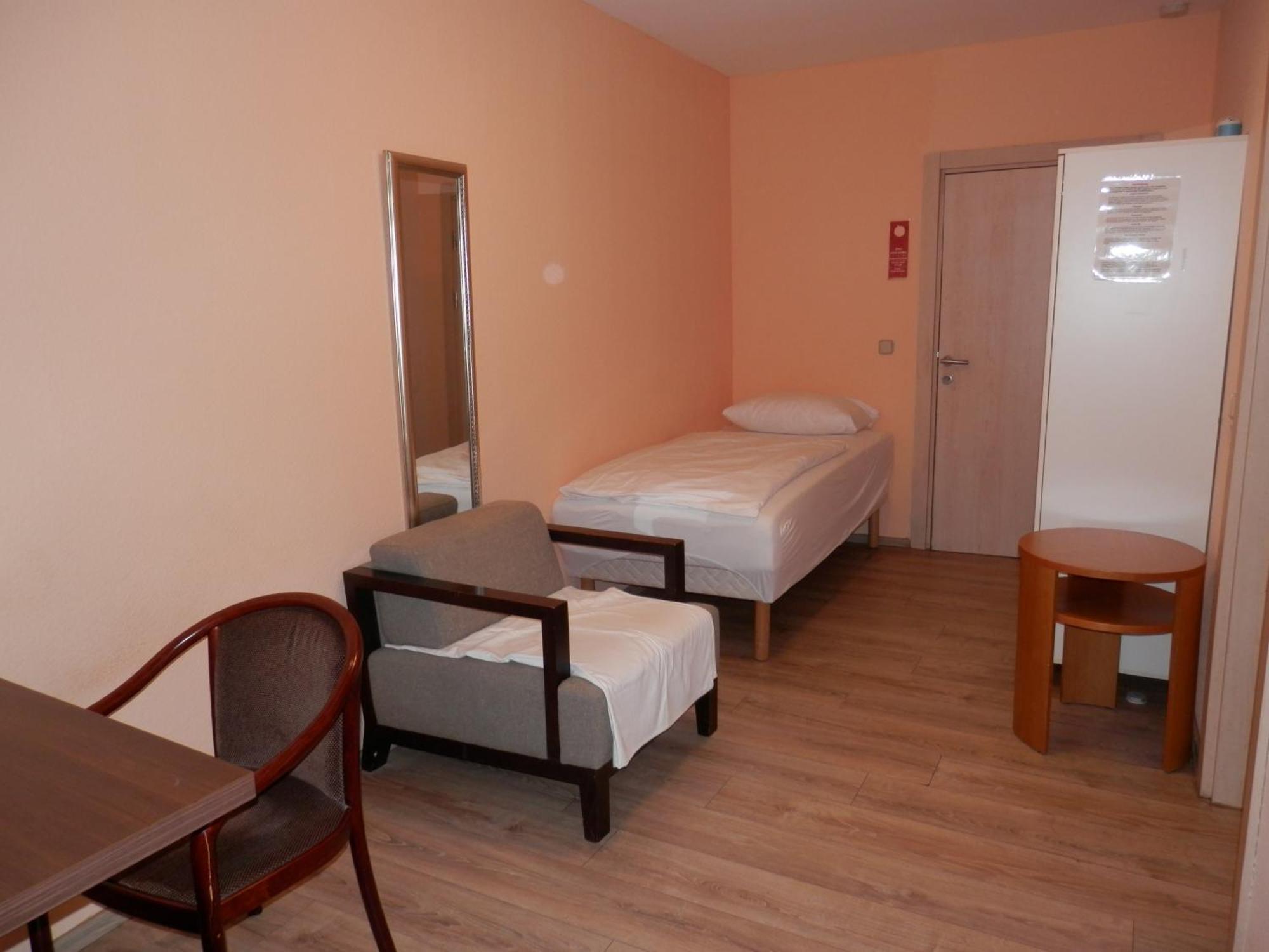 Relax Hotel-Ludwigshafen Ngoại thất bức ảnh