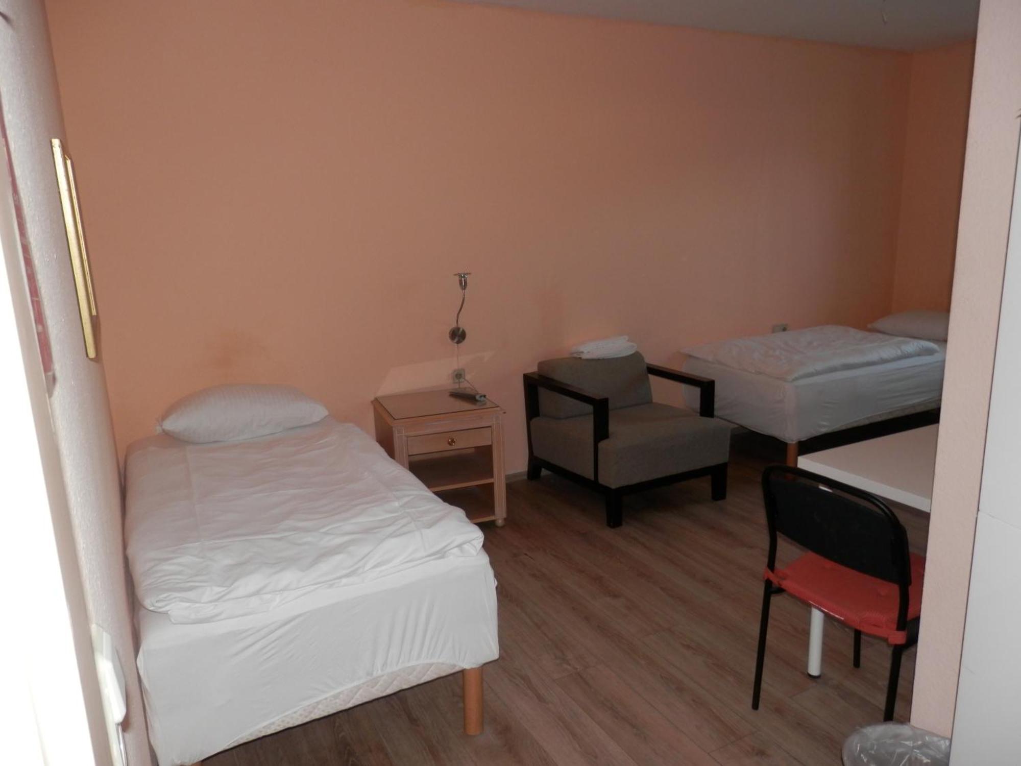 Relax Hotel-Ludwigshafen Ngoại thất bức ảnh